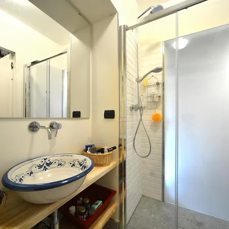 La Romantica Apartment *